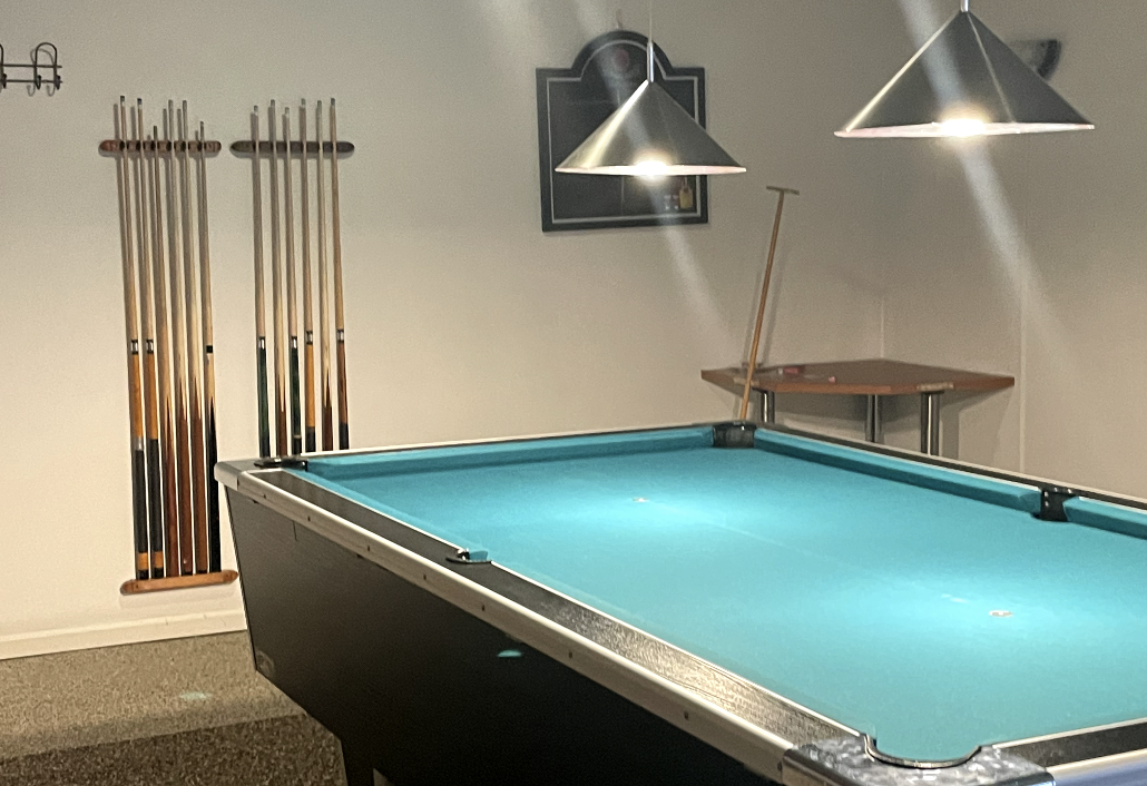 Poolbord i klubhuset LOBbyen